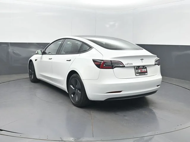 Used 2023 White Tesla Base image 25