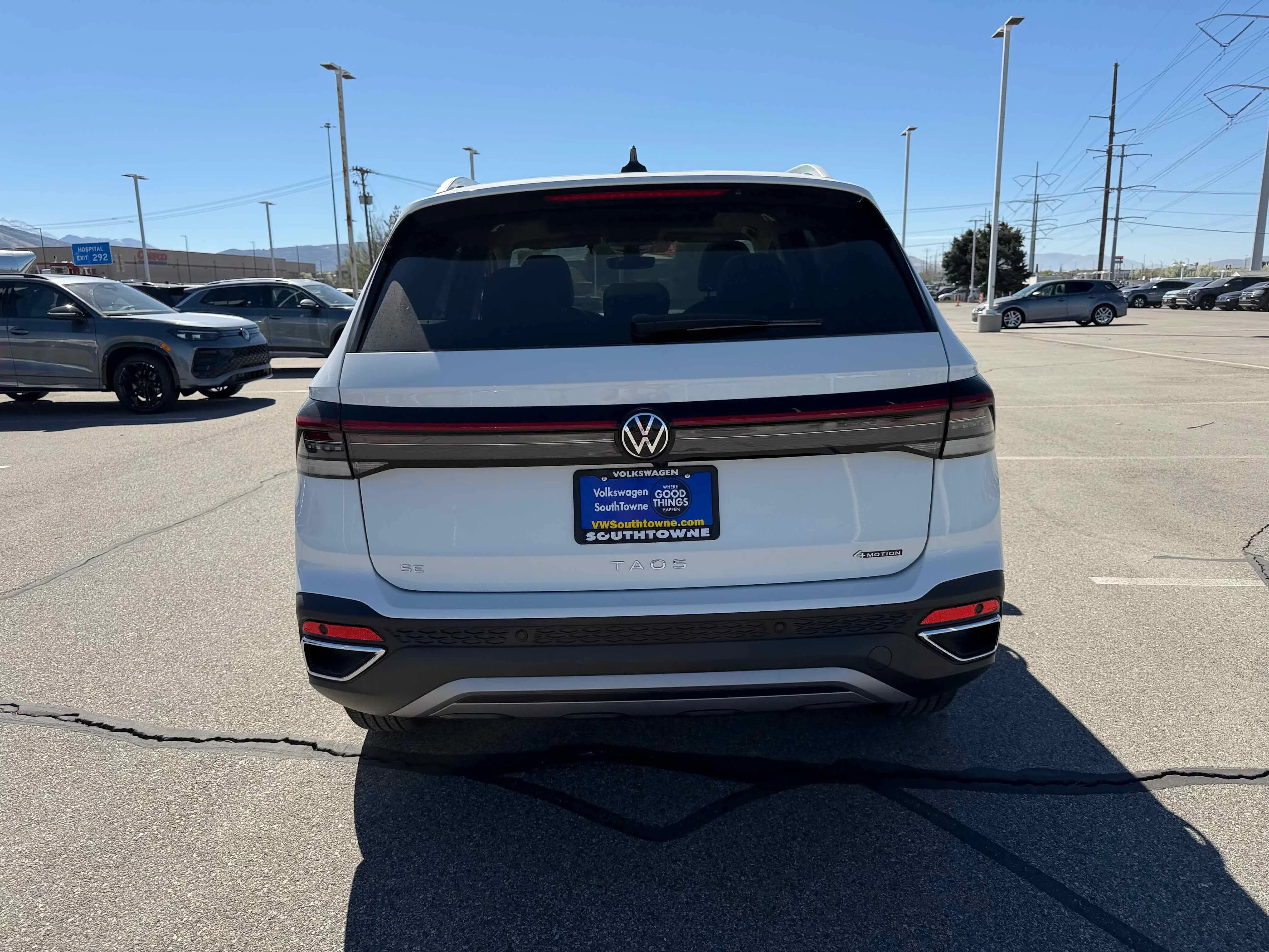 New 2026 Pure White Volkswagen SE image 6