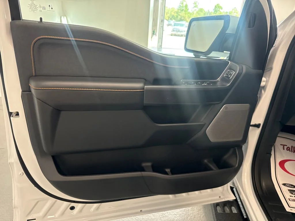 New 2026 Oxford White Ford Tremor® image 12