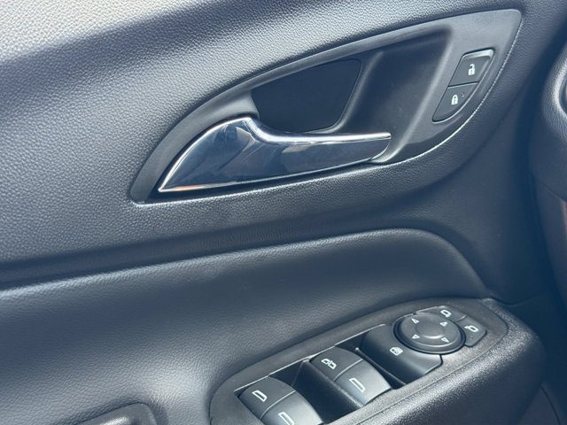 2023 Chevrolet Equinox LT - Photo 12
