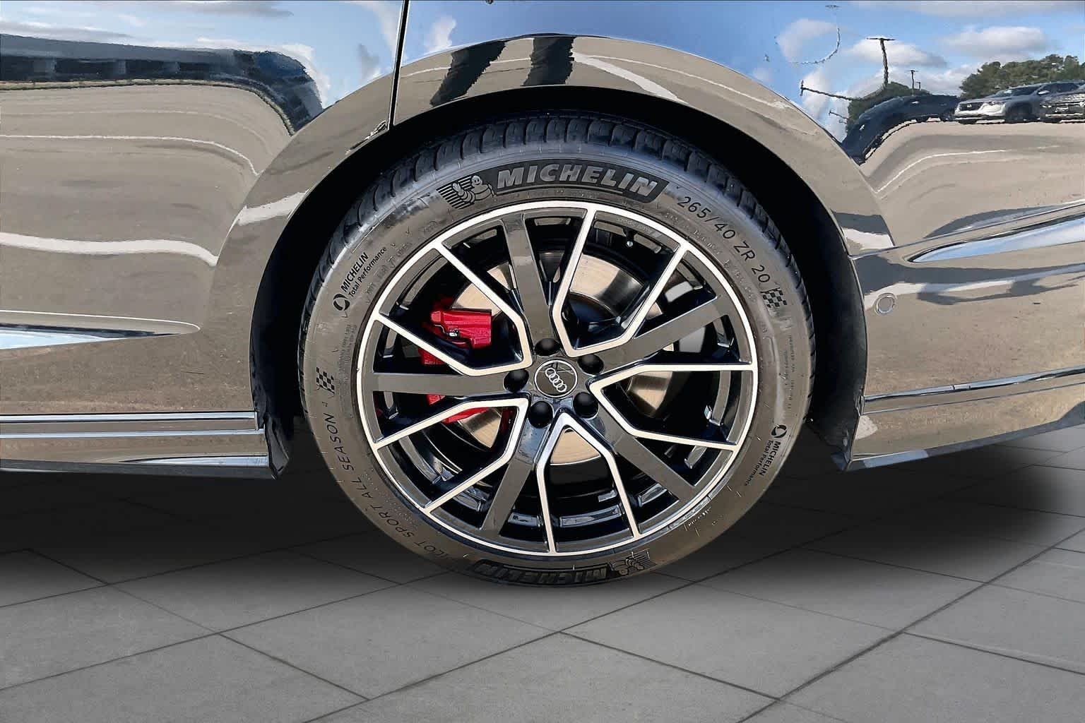 Used 2020 Brilliant Black Audi  image 11