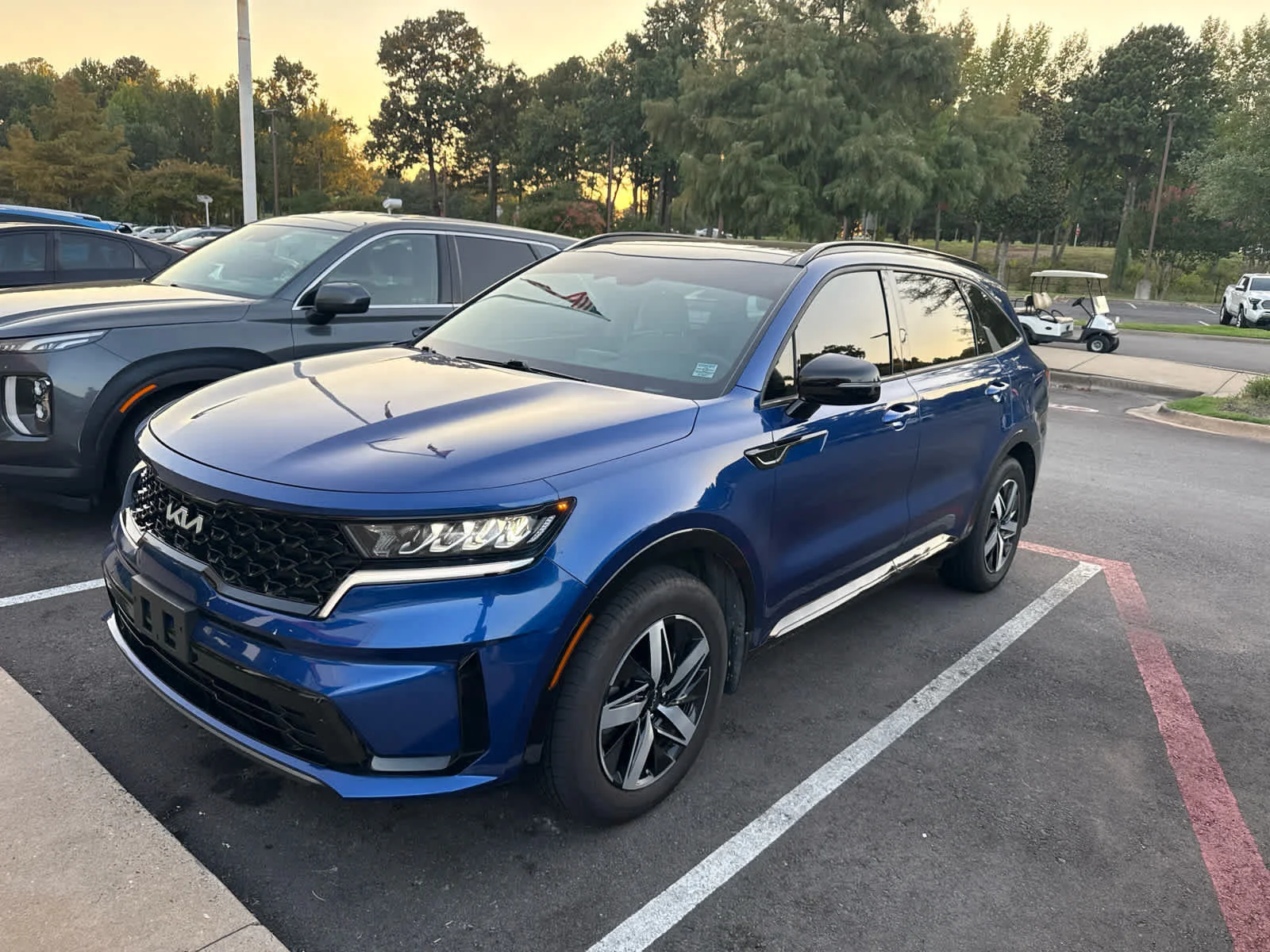 Used 2022 Sapphire Blue Kia S image 7