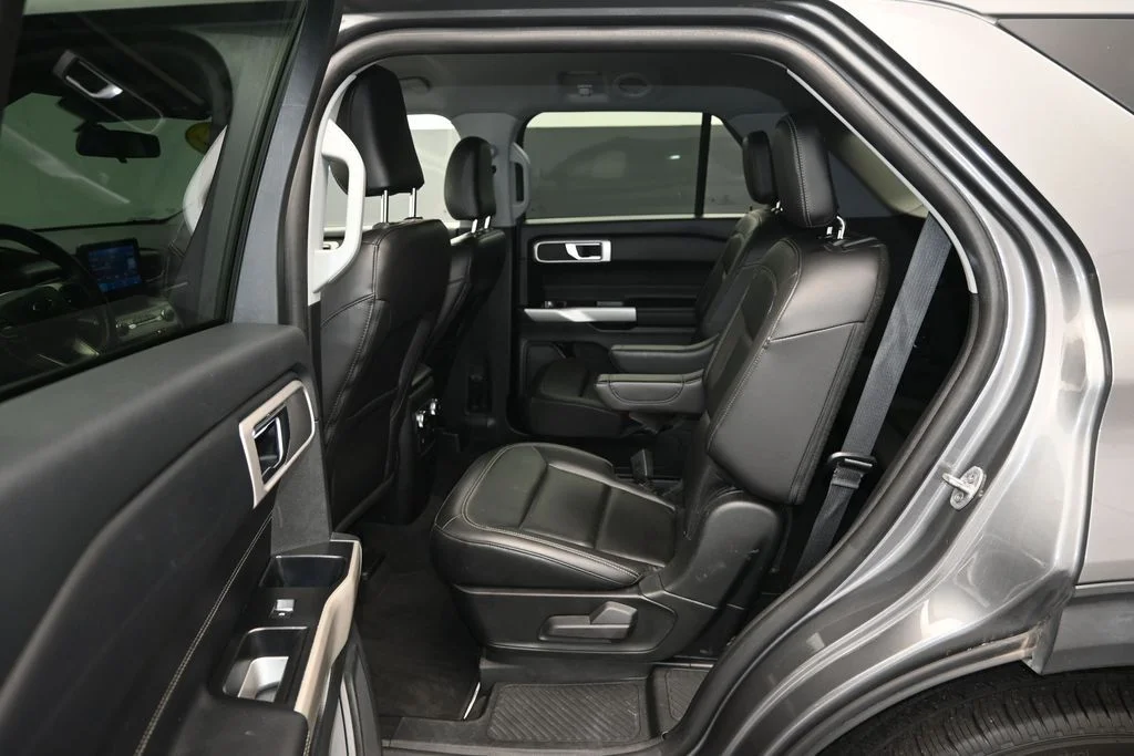 Used 2022 Carbonized Gray Metallic Ford XLT image 15