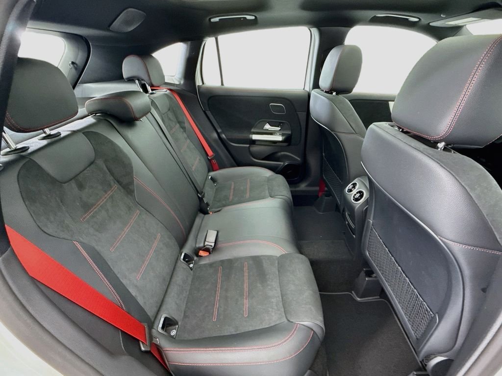 New 2026 Polar White Mercedes-Benz GLA 35 AMG® image 21