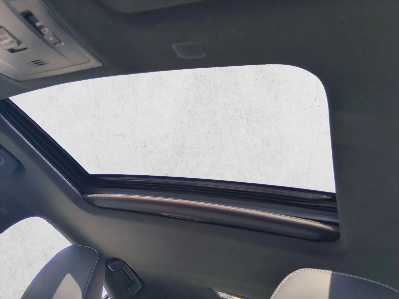 Certified Used 2022 Incognito Lexus IS 500 F SPORT Performance Launch E image 16
