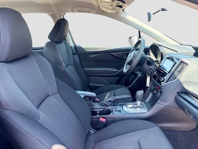 Used 2018  Subaru 2.0I image 18