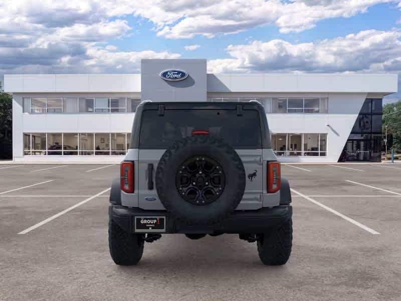 New 2026 Avalanche Gray Ford Badlands image 5
