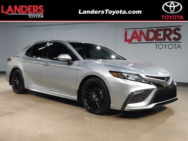 2023 Toyota Camry Hybrid XSE