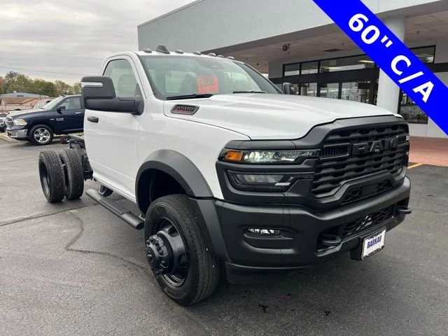 2025 RAM 5500 Tradesman 4X4 Reg Cab SWB DRW 145" WB's photo