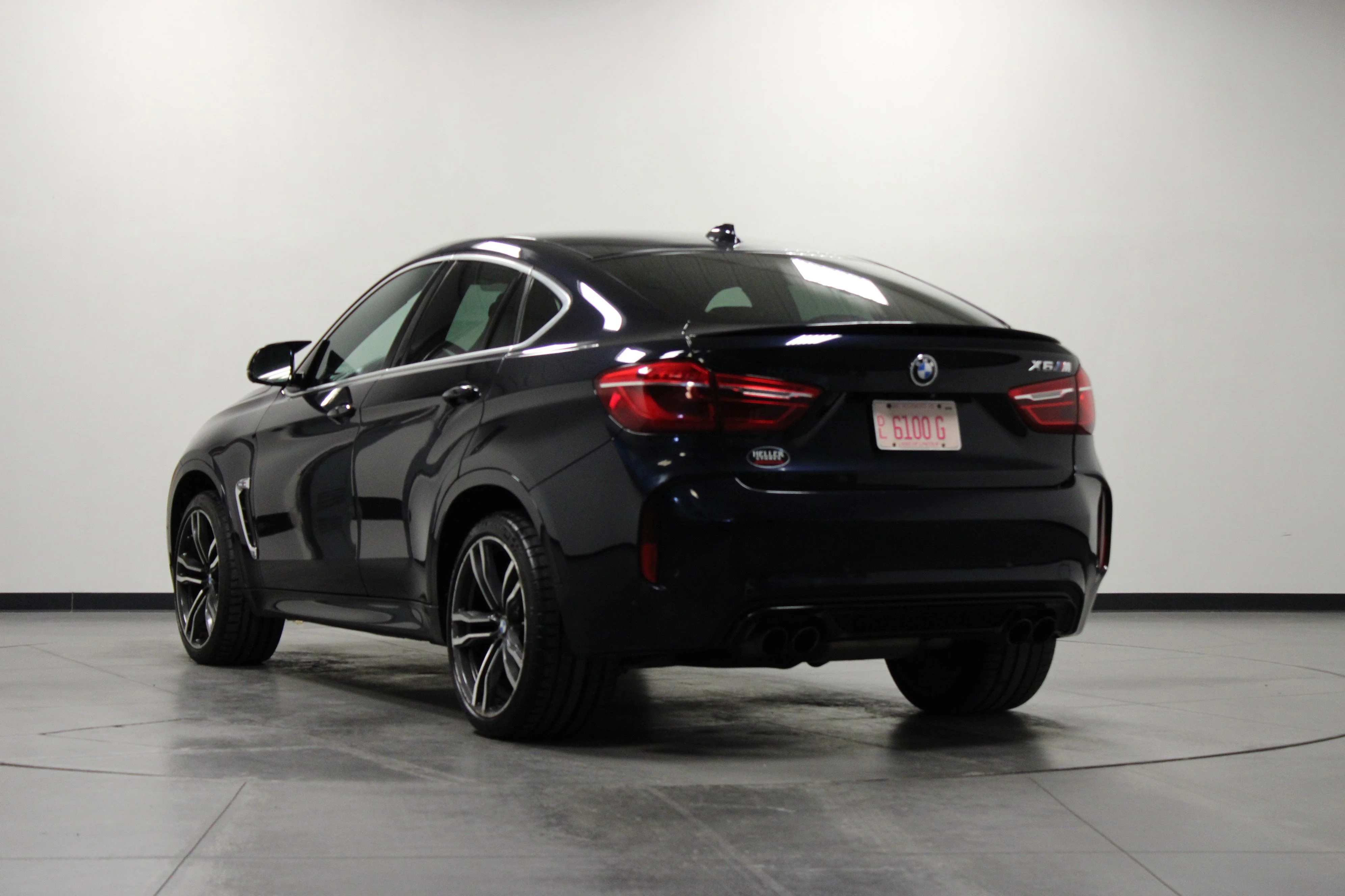 Used 2015 Carbon Black Metallic BMW Base image 6