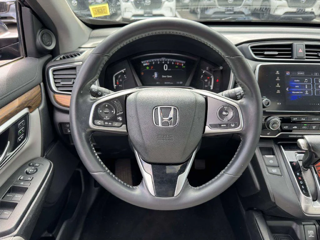 Used 2018 Obsidian Blue Pearl Honda EX-L image 19