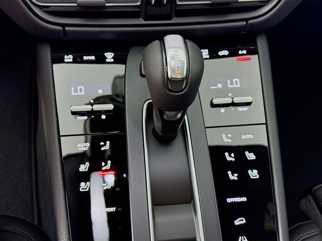 Used 2026 White Porsche  image 17