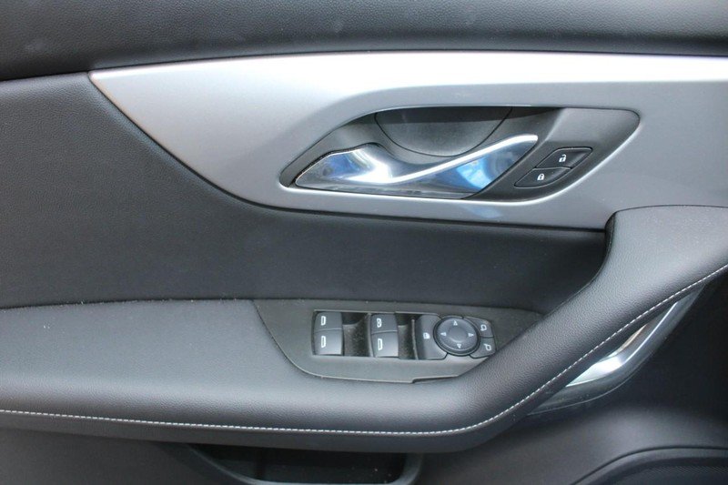 Used 2025 Riptide Blue Metallic Chevrolet AWD 4dr LT w/2LT image 19