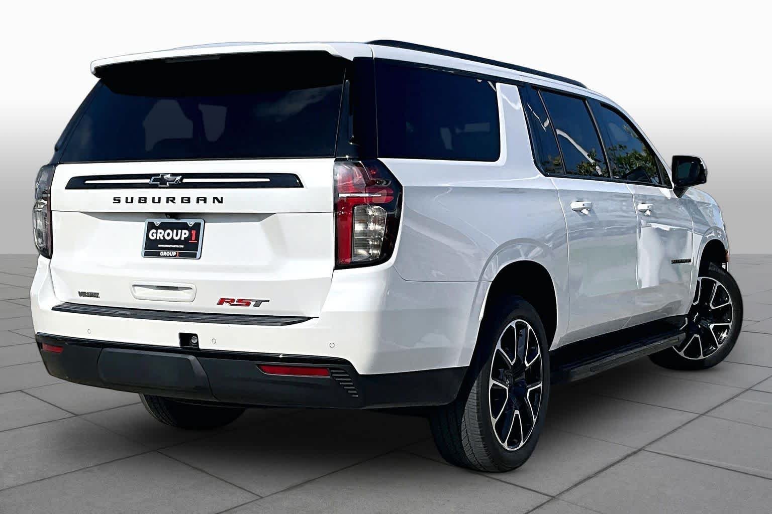 Used 2024 Iridescent Pearl Tricoat Chevrolet RST image 12