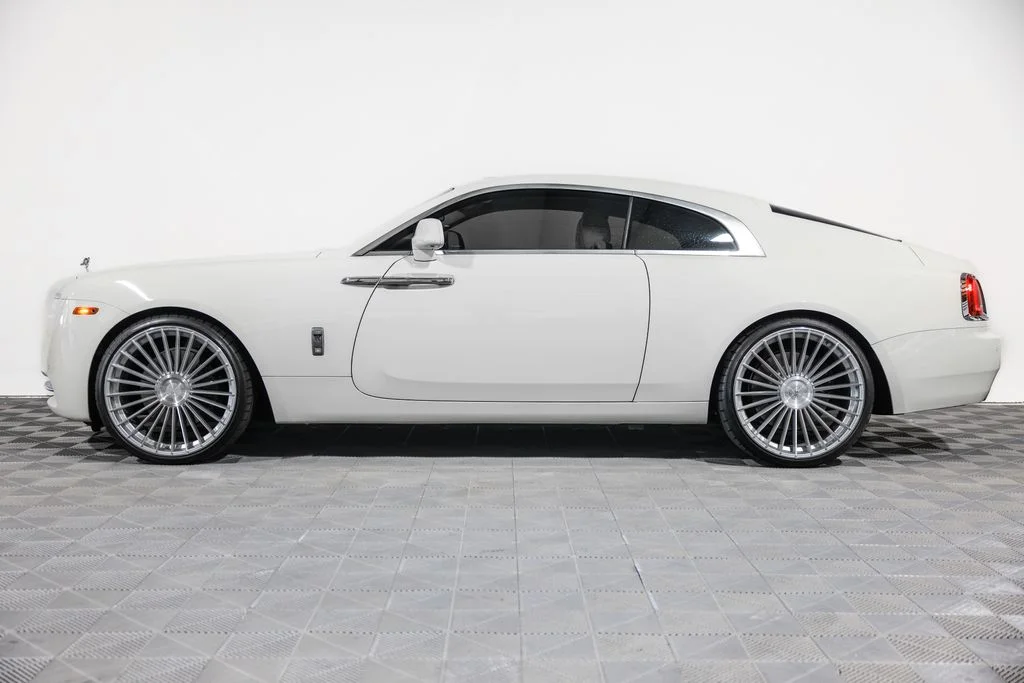 Used 2014 White Rolls-Royce Base image 13