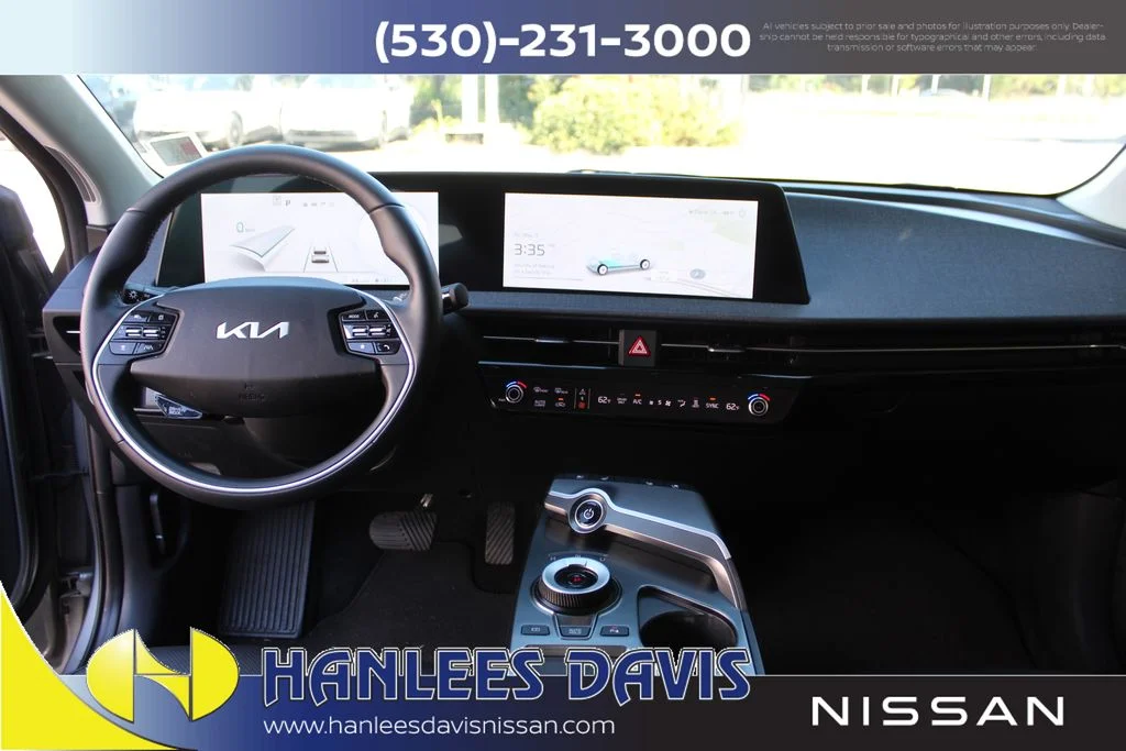 Used 2023 Gray Kia Wind image 20
