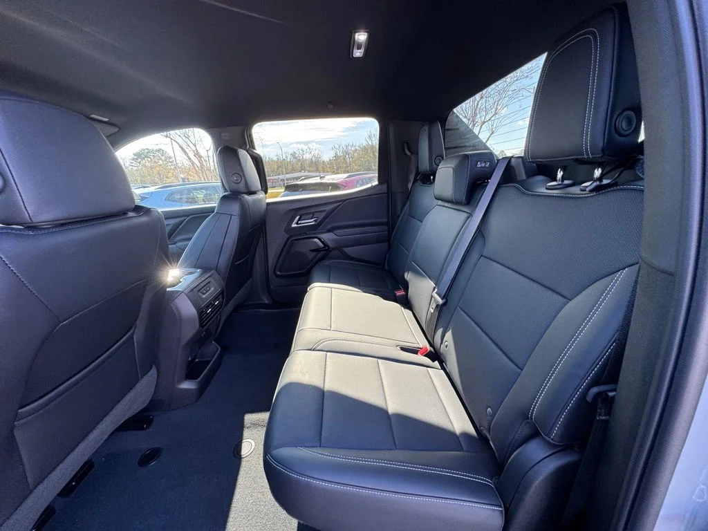 New 2026 Slate Gray Metallic Chevrolet LT image 19