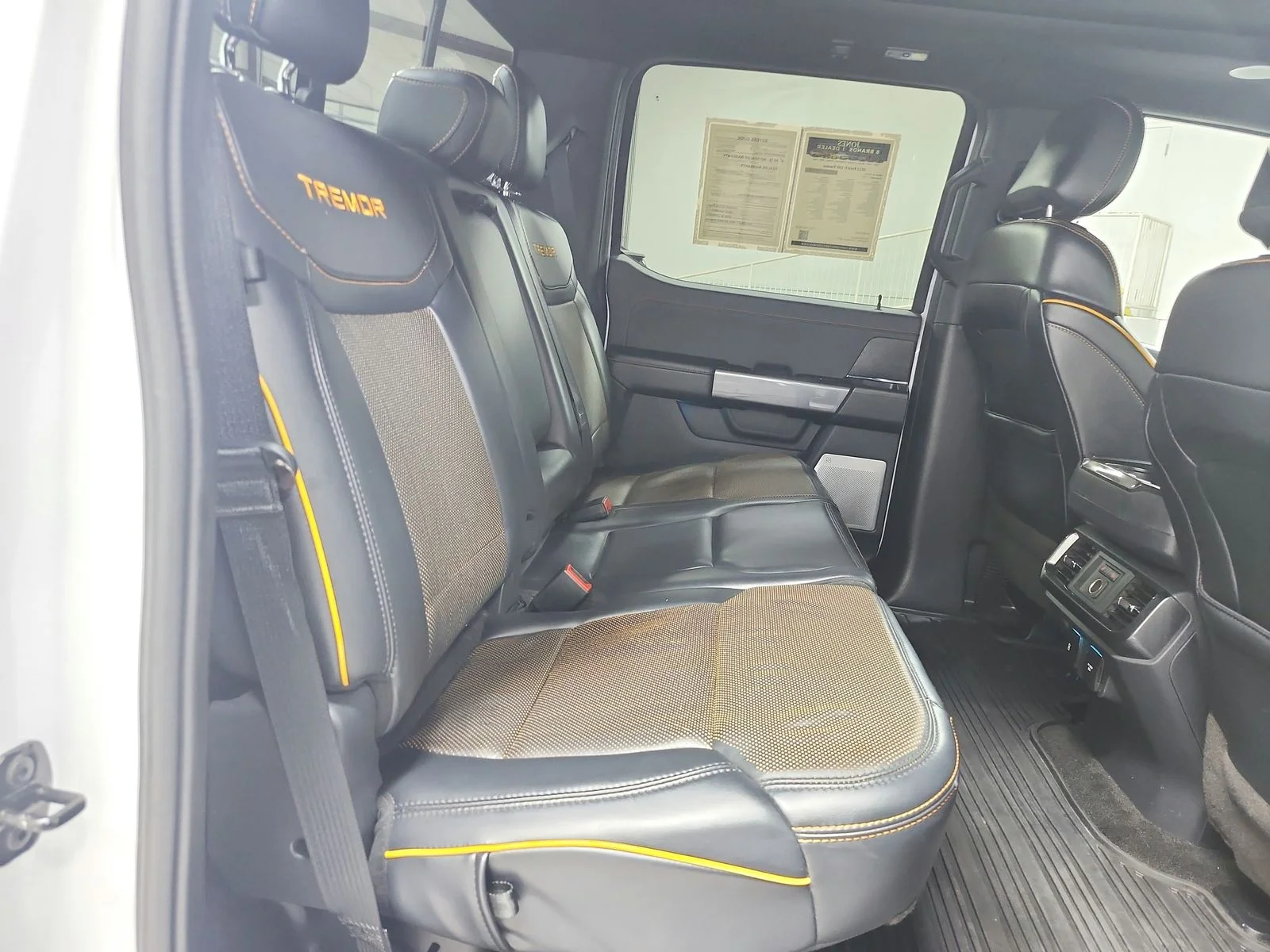 Used 2022 Oxford White Ford Tremor image 44