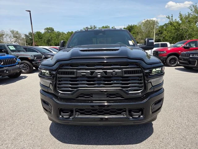 New 2026 Diamond Black Crystal Pearl-Coat Exterior Paint RAM Black Express image 17