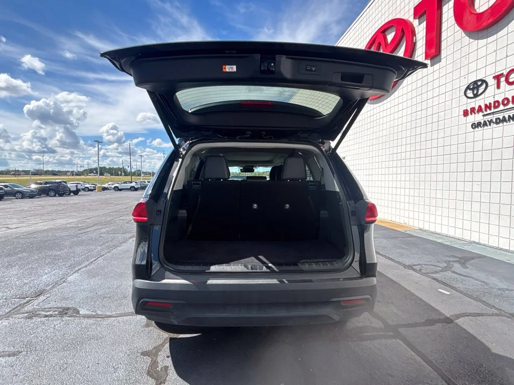 Used 2025 Black Toyota XLE image 34