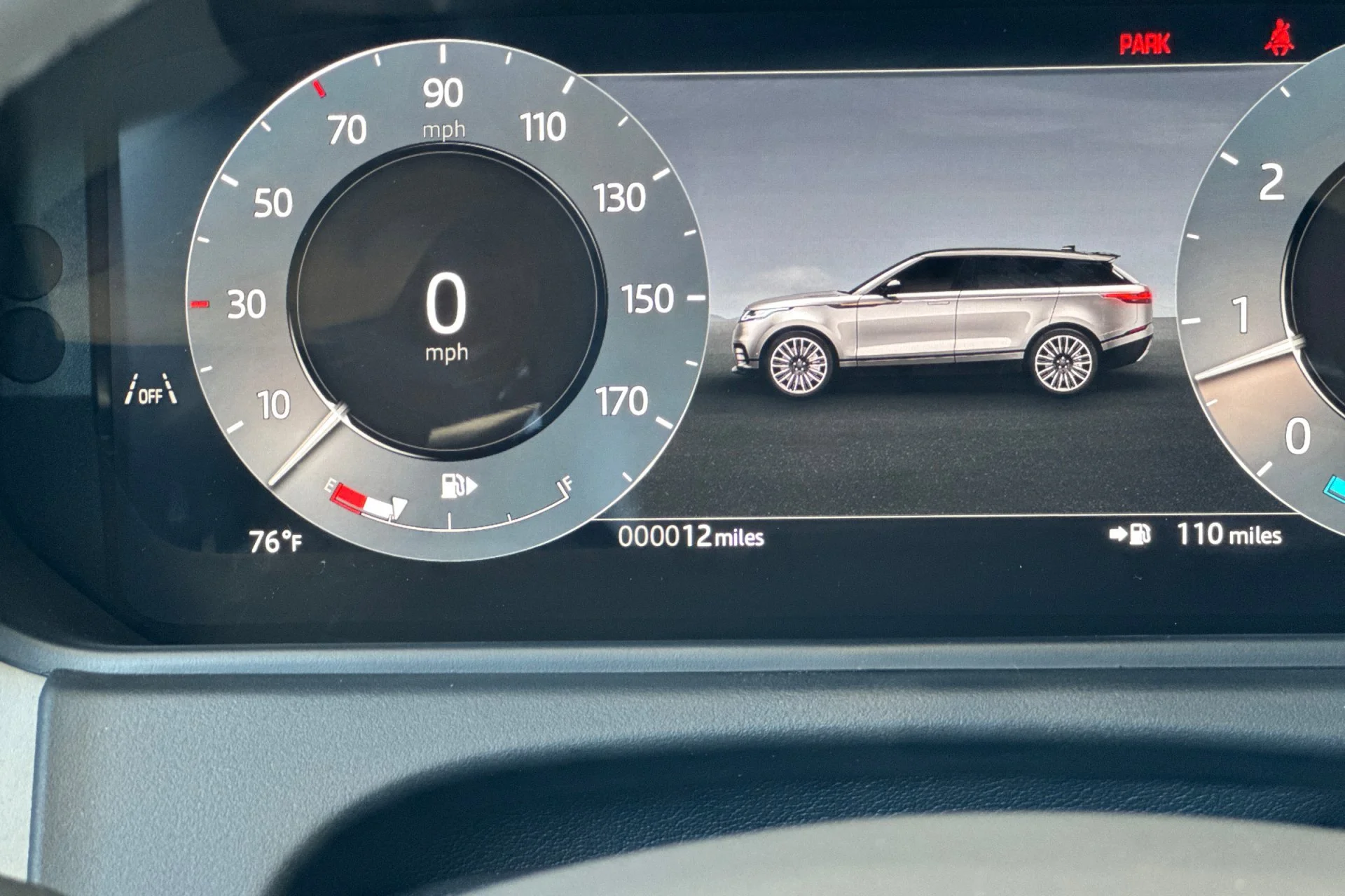 New 2026 Fuji White Land Rover Dynamic SE image 27