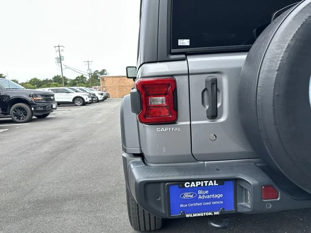 Used 2020 Silver Jeep Unlimited Sport S image 24