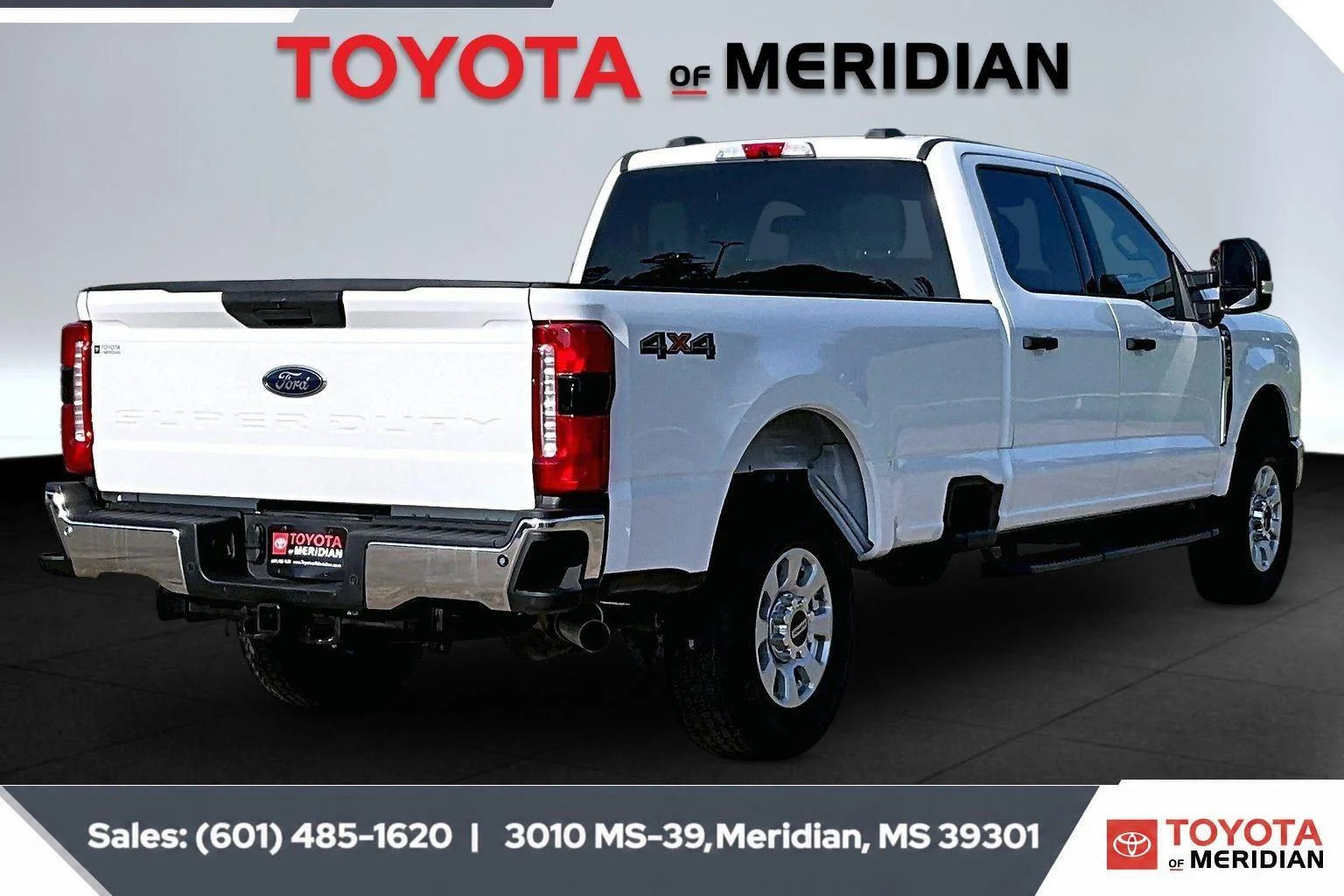 Used 2023 Oxford White Ford XLT image 11