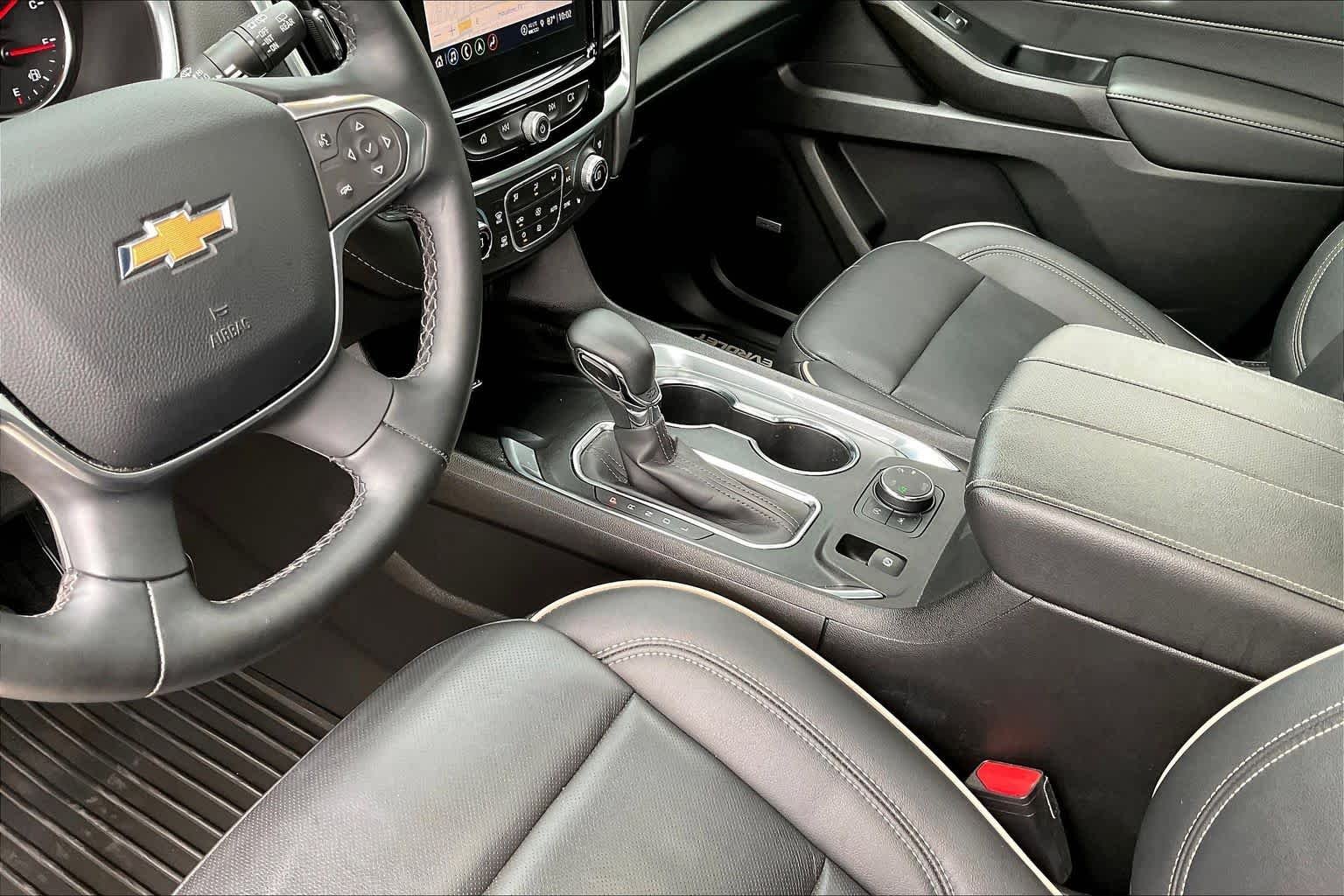 Used 2023 Sterling Gray Metallic Chevrolet Premier image 17