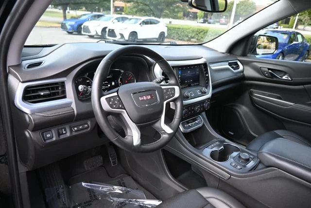 Used 2023 Black GMC SLT image 21