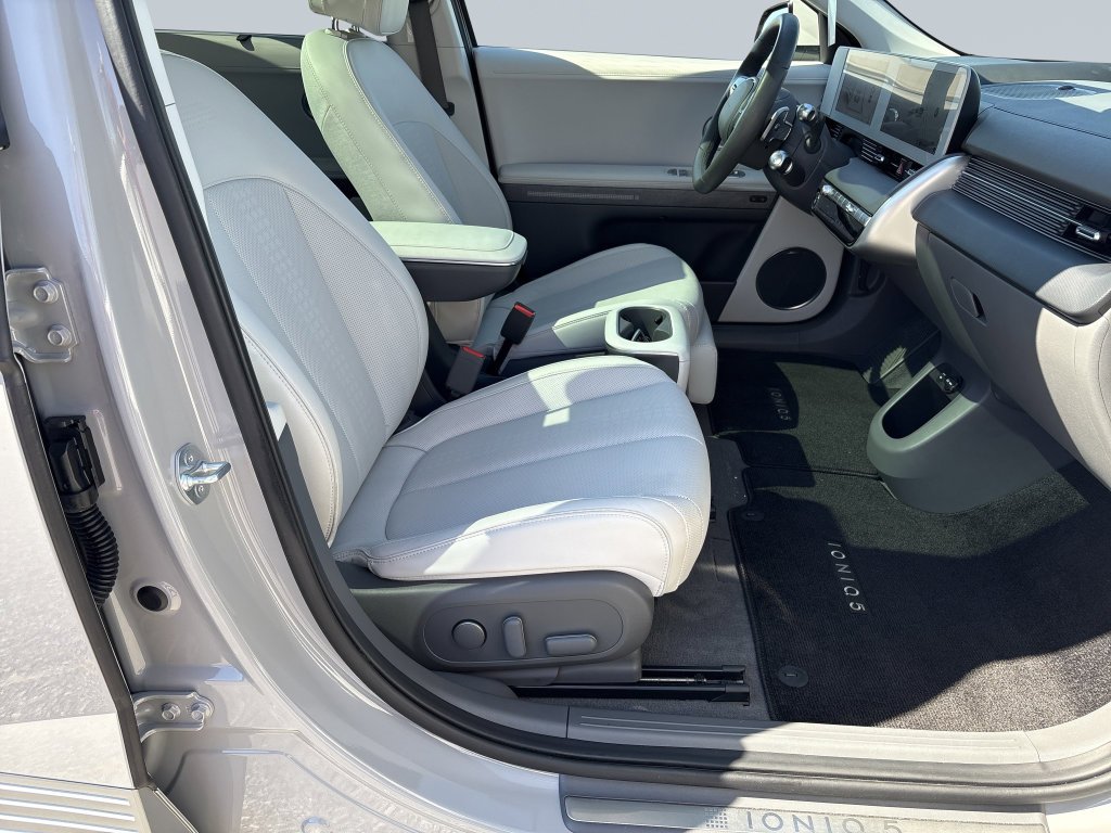 Certified Used 2024 Cyber Gray Hyundai Limited image 36