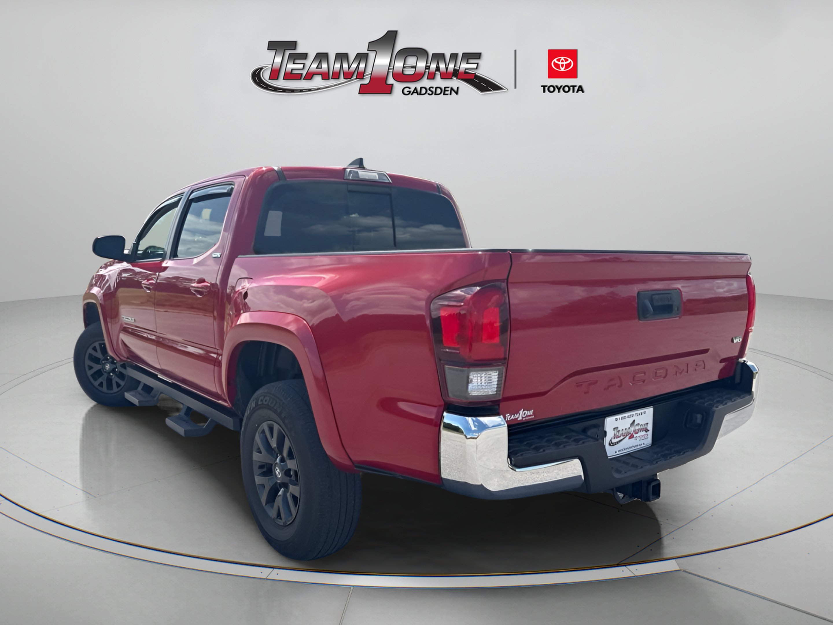 Used 2021 Barcelona Red Metallic Toyota SR5 image 7