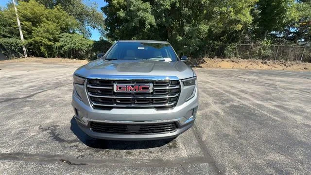 New 2027 Sterling Metallic GMC Elevation image 36