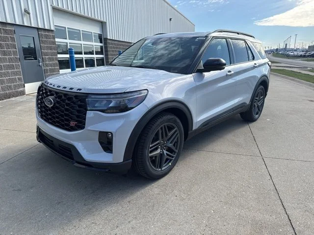 New 2026 Space White Metallic Ford ST image 10