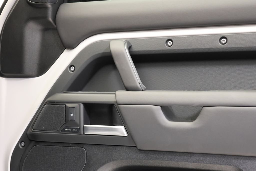 New 2026 Borasco Grey Land Rover S image 38