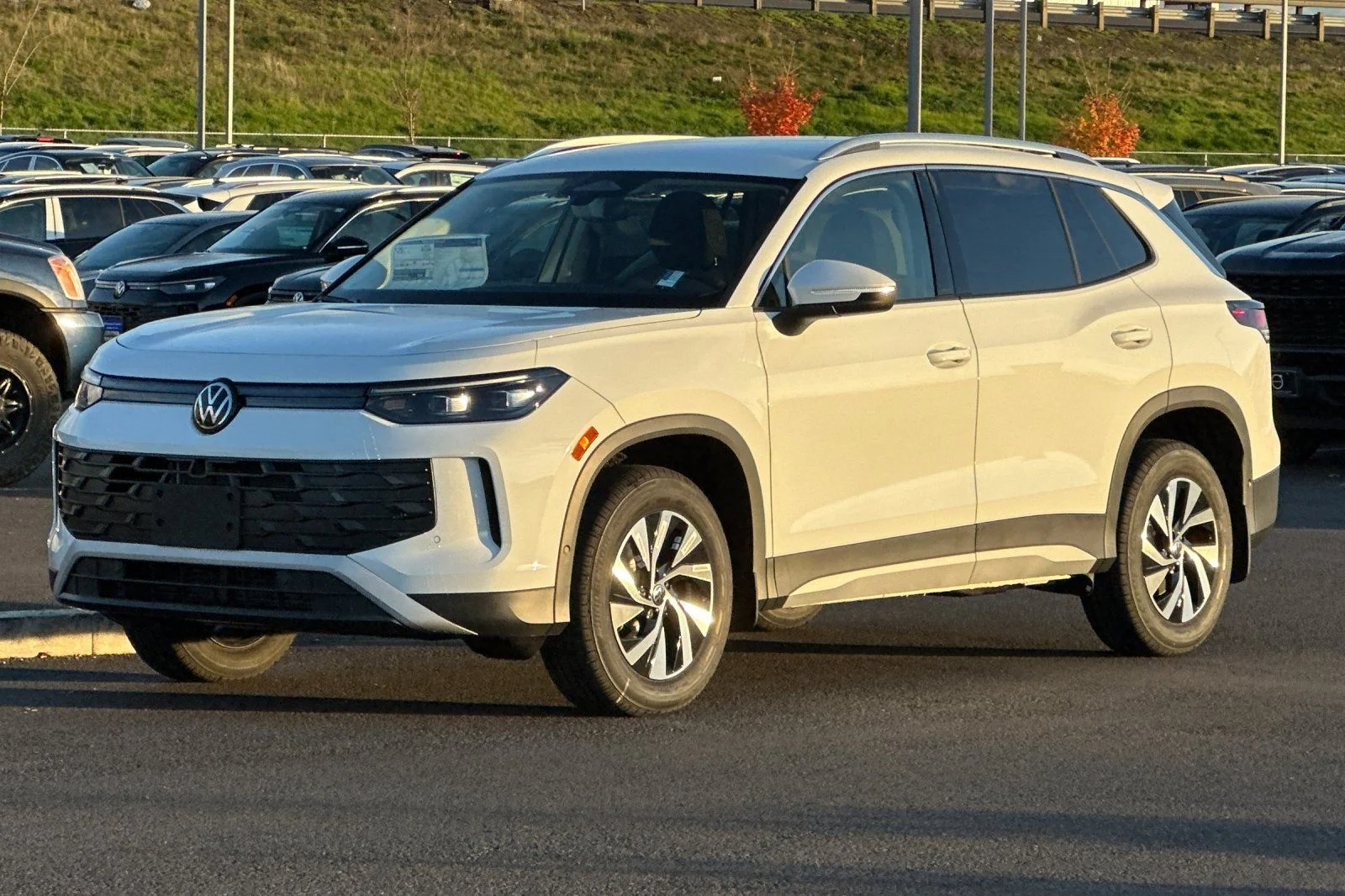 2026 Volkswagen Tiguan S - Photo 7