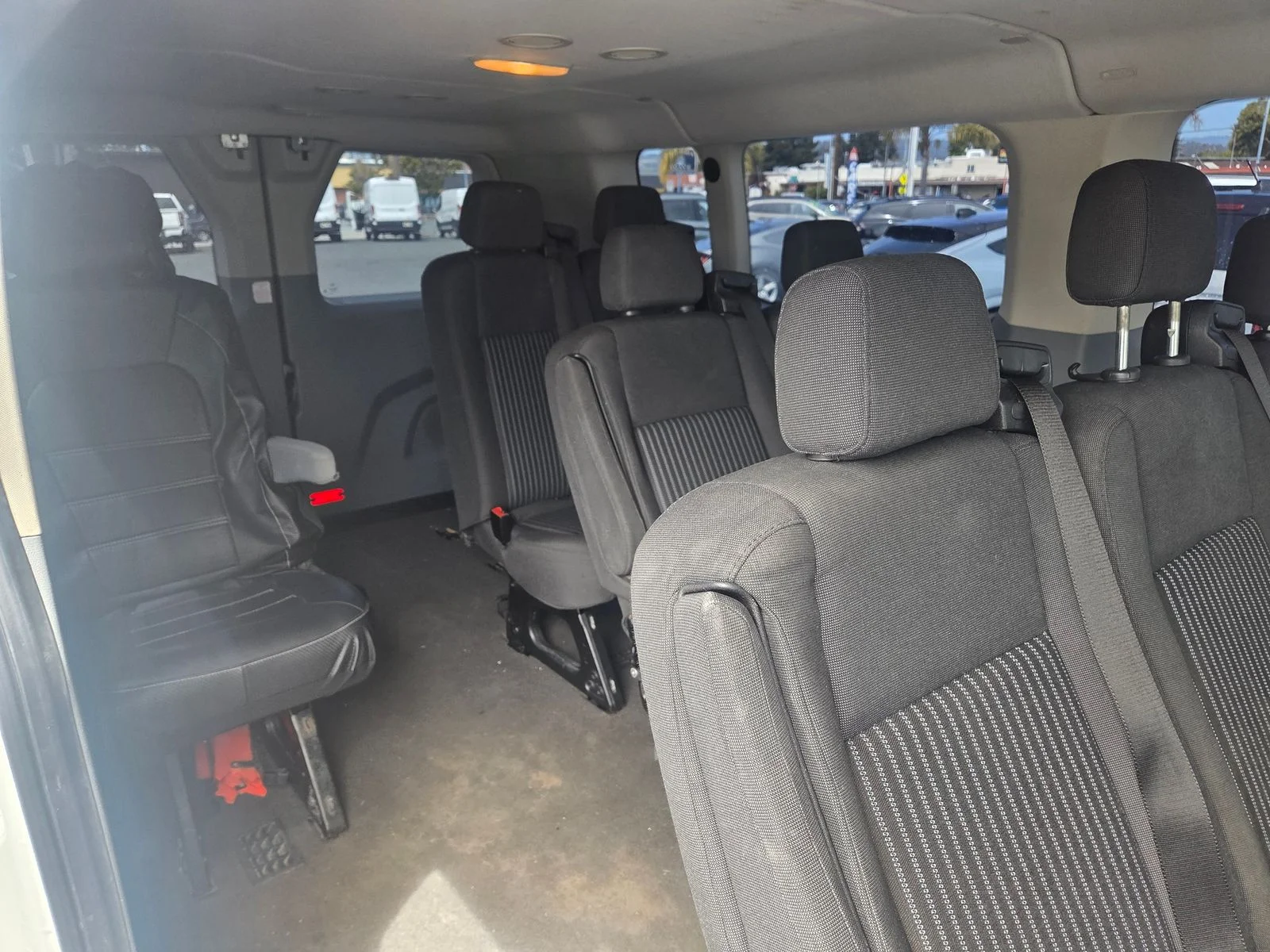 Used 2019 White Ford XLT image 8