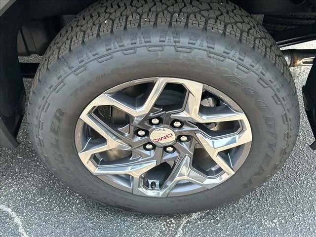 New 2026 Onyx Black GMC SLT image 17