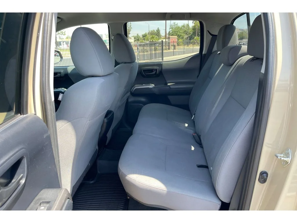 Used 2018 Quicksand Toyota SR5 image 15