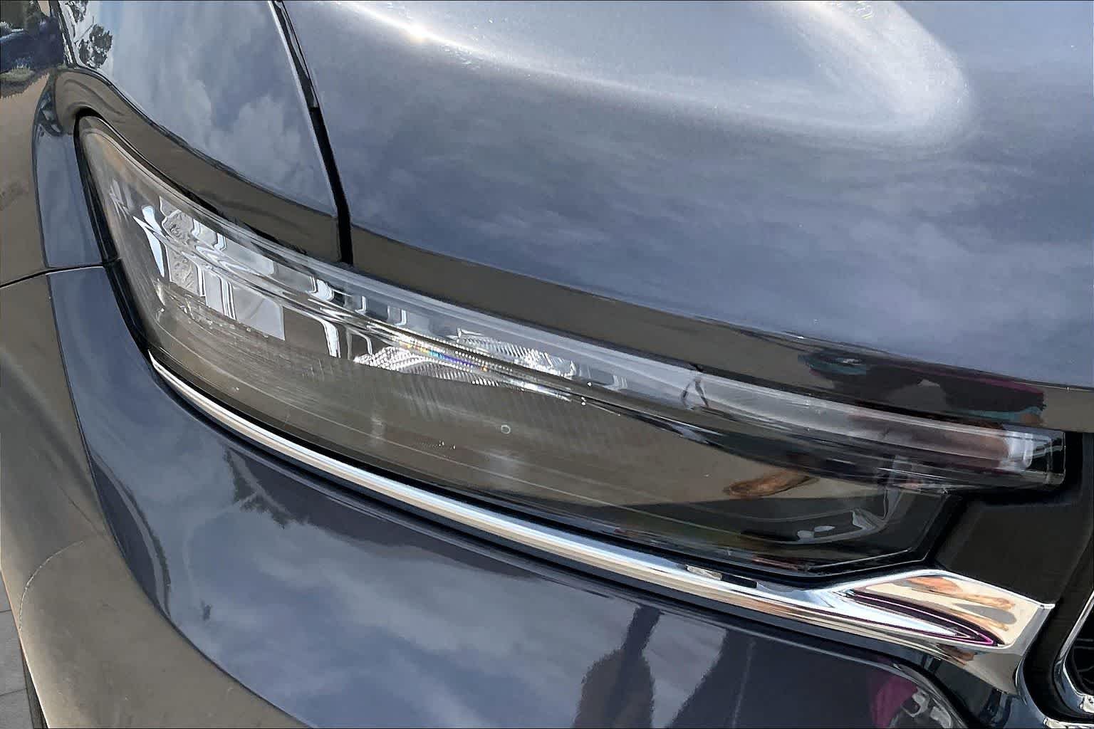 New 2026 Baltic Gray Metallic Clear-Coat Exterior Paint Jeep Laredo X image 13