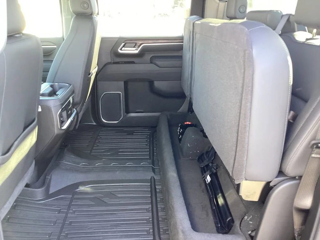 2026 GMC Sierra 2500HD SLT - Photo 6