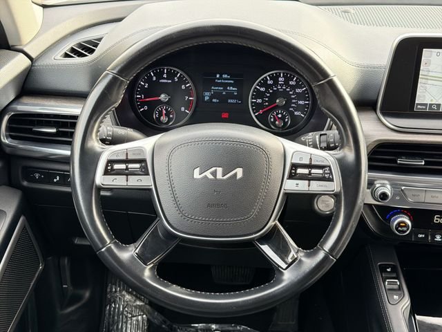Used 2022 White Kia EX image 13