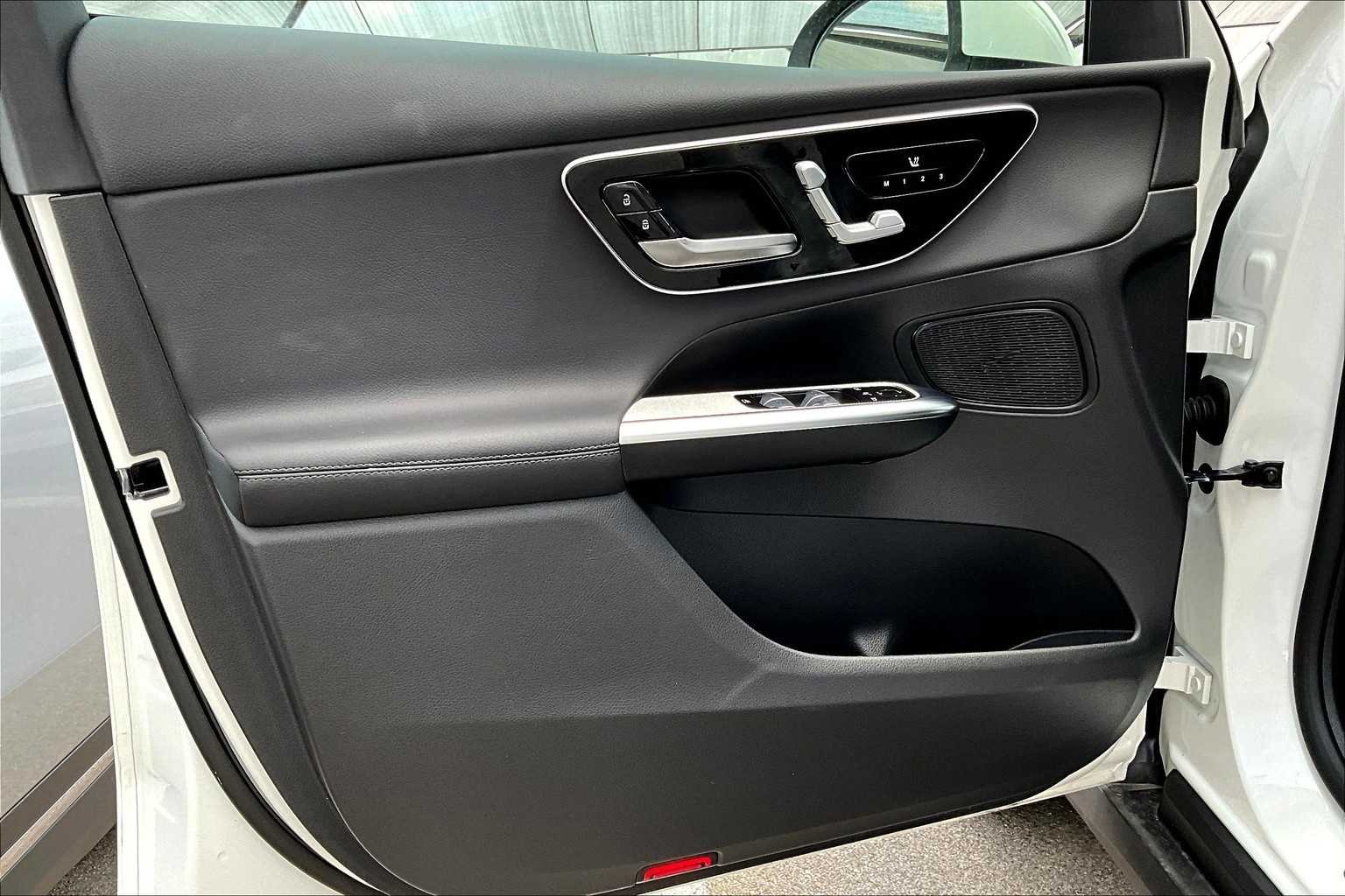 2025 Mercedes-Benz GLC Base - Photo 15