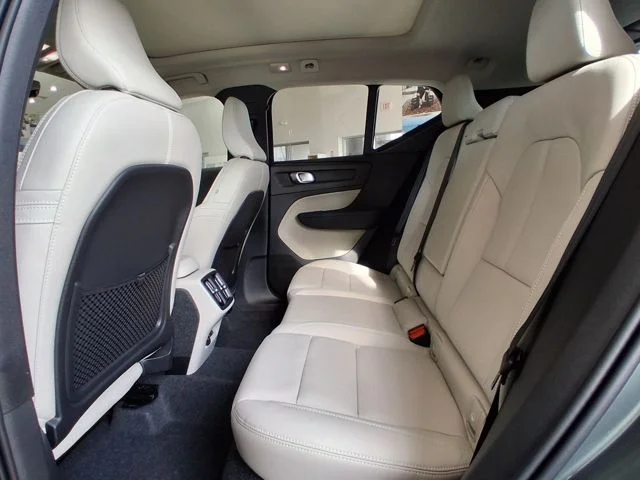2026 Volvo XC40 Plus - Photo 22