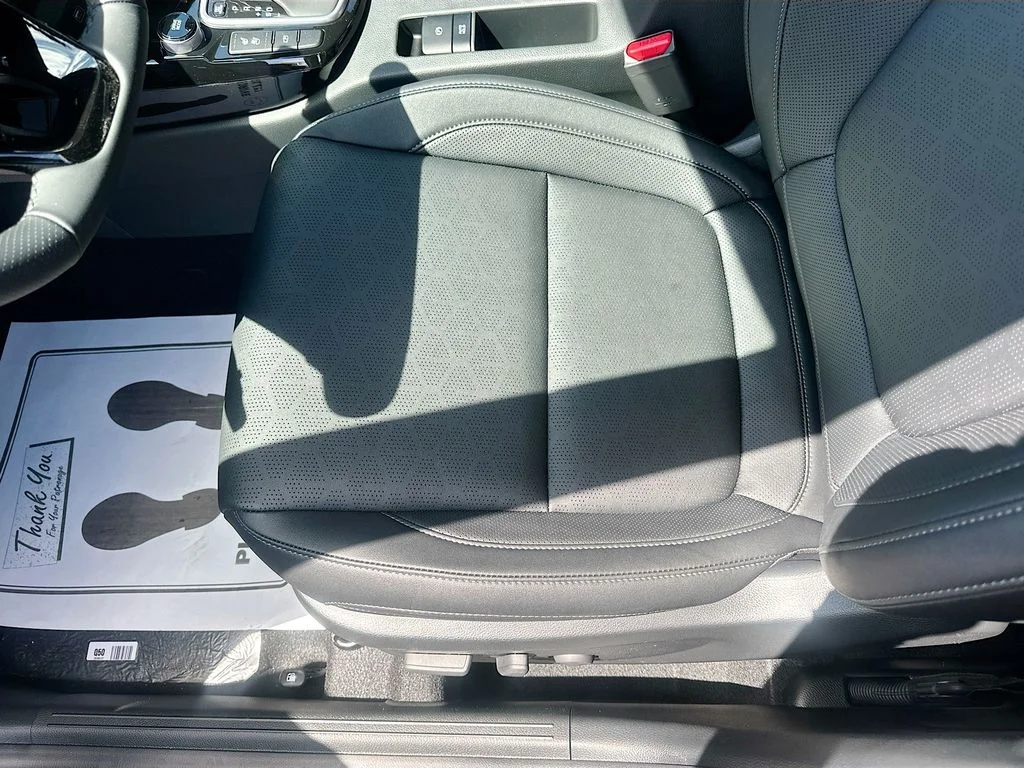 New 2026 Gravity Gray Kia SX image 20