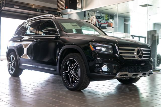 New 2026 Night Black Mercedes-Benz GLB 250 image 36