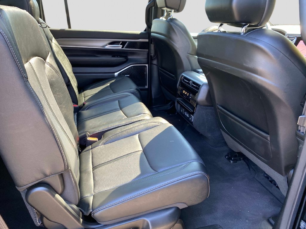 Used 2023 Black Jeep Series II image 25