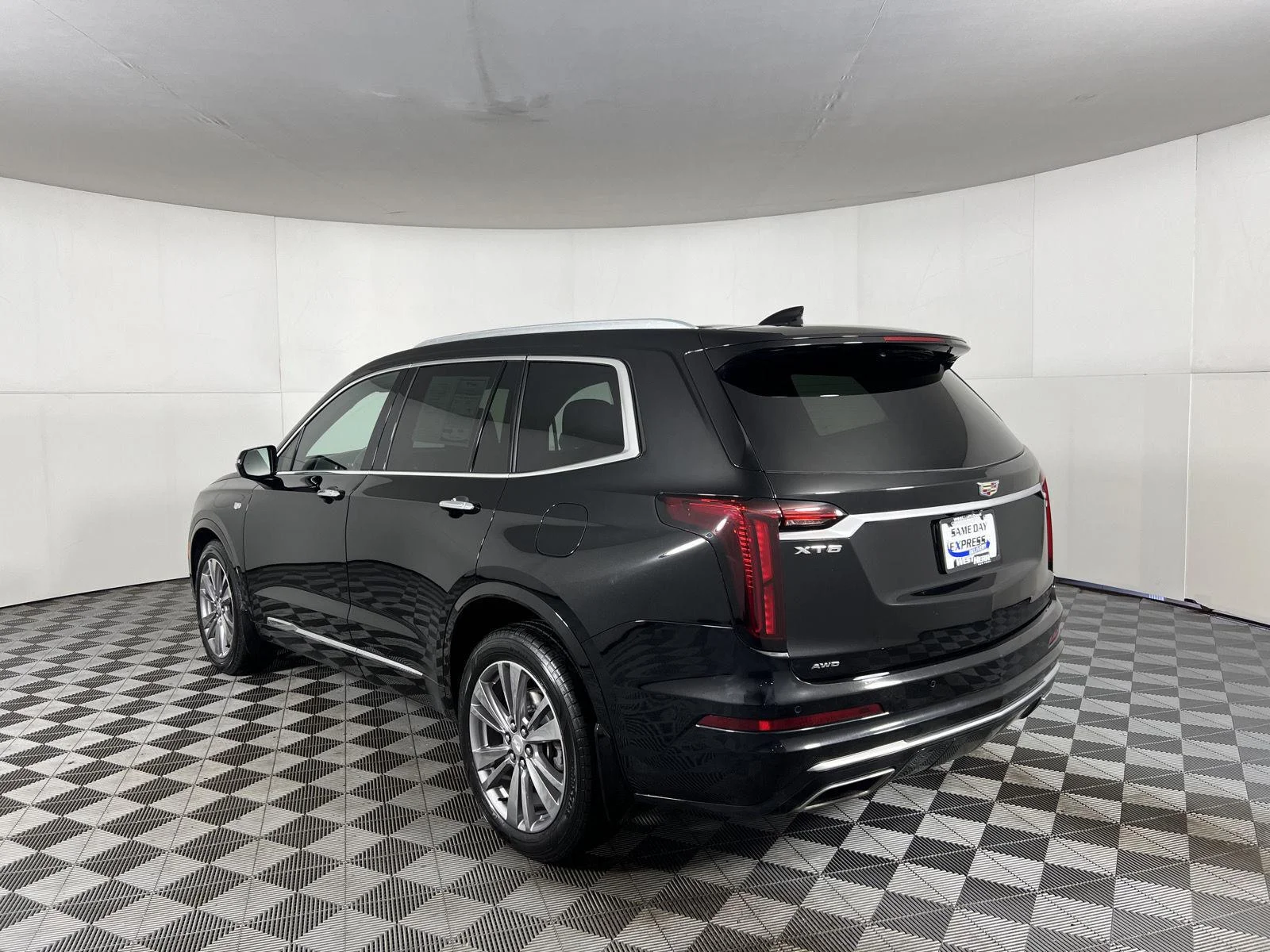 Used 2023 Stellar Black Metallic Cadillac Premium Luxury image 25