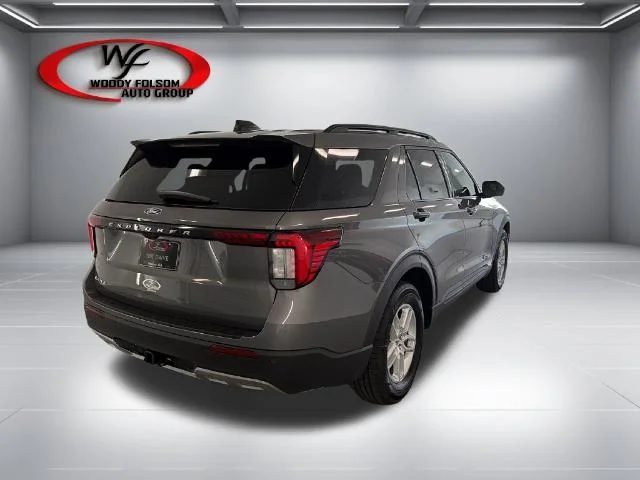 New 2027 Carbonized Gray Metallic Ford Active image 27