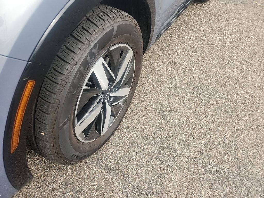 Certified Used 2022 Silver Kia S image 8
