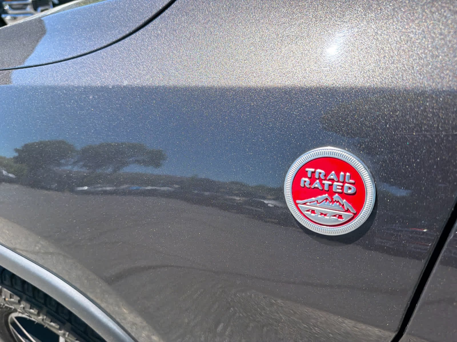 Used 2020 Granite Crystal Metallic Clearcoat Jeep Trailhawk image 10
